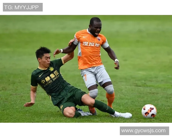 阿奇姆彭精彩破门助力深圳新鹏城迎来胜利时刻