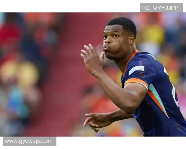 荷兰队成功晋级欧洲杯四强:重返辉煌之巅 荷兰队成功晋级欧洲杯四强:重返辉煌之巅